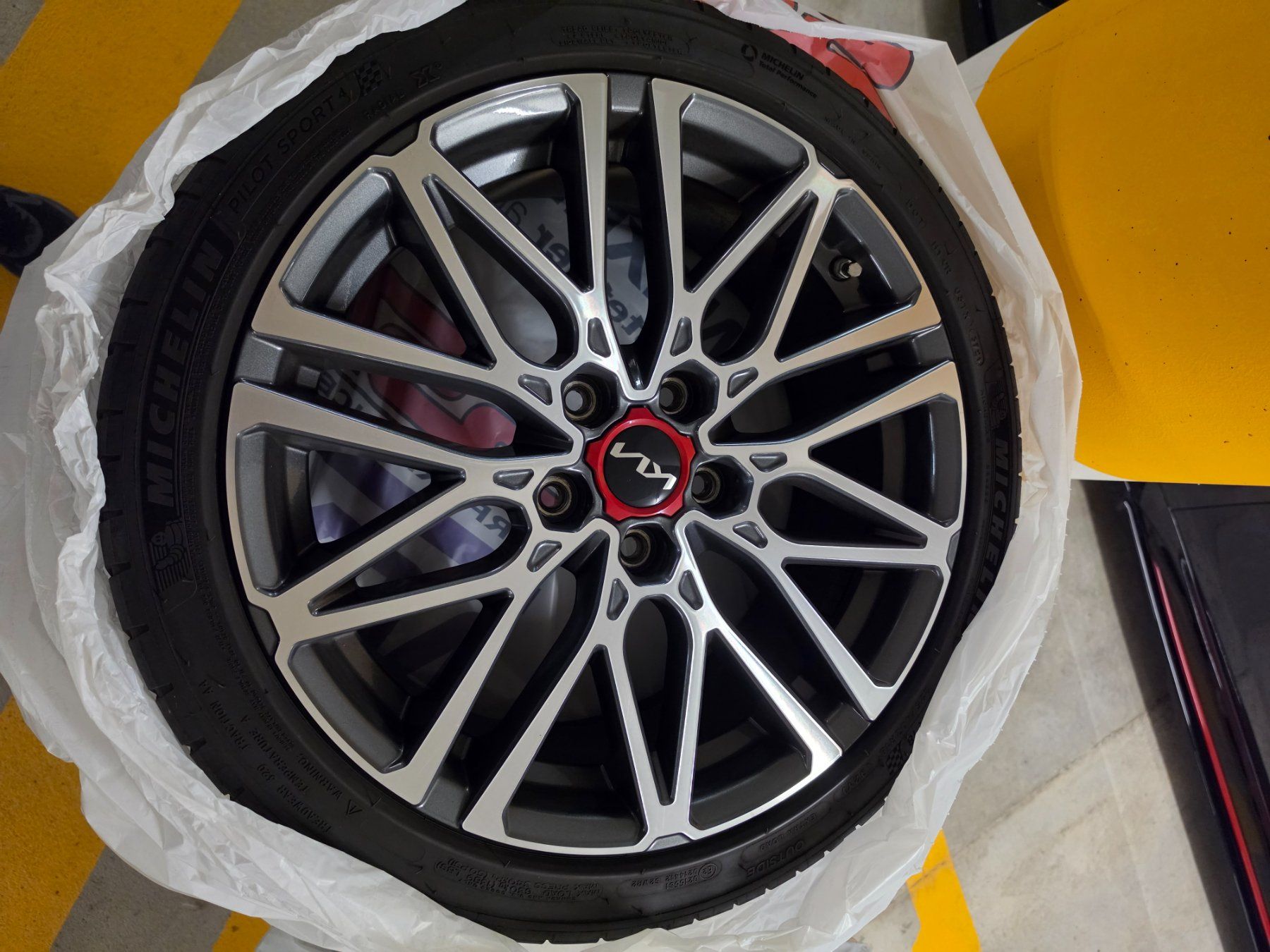 Kia Cerchioni: Kia ceed proceed original 18 felgen 4x – Usato da Uster venduto da Rafael_A