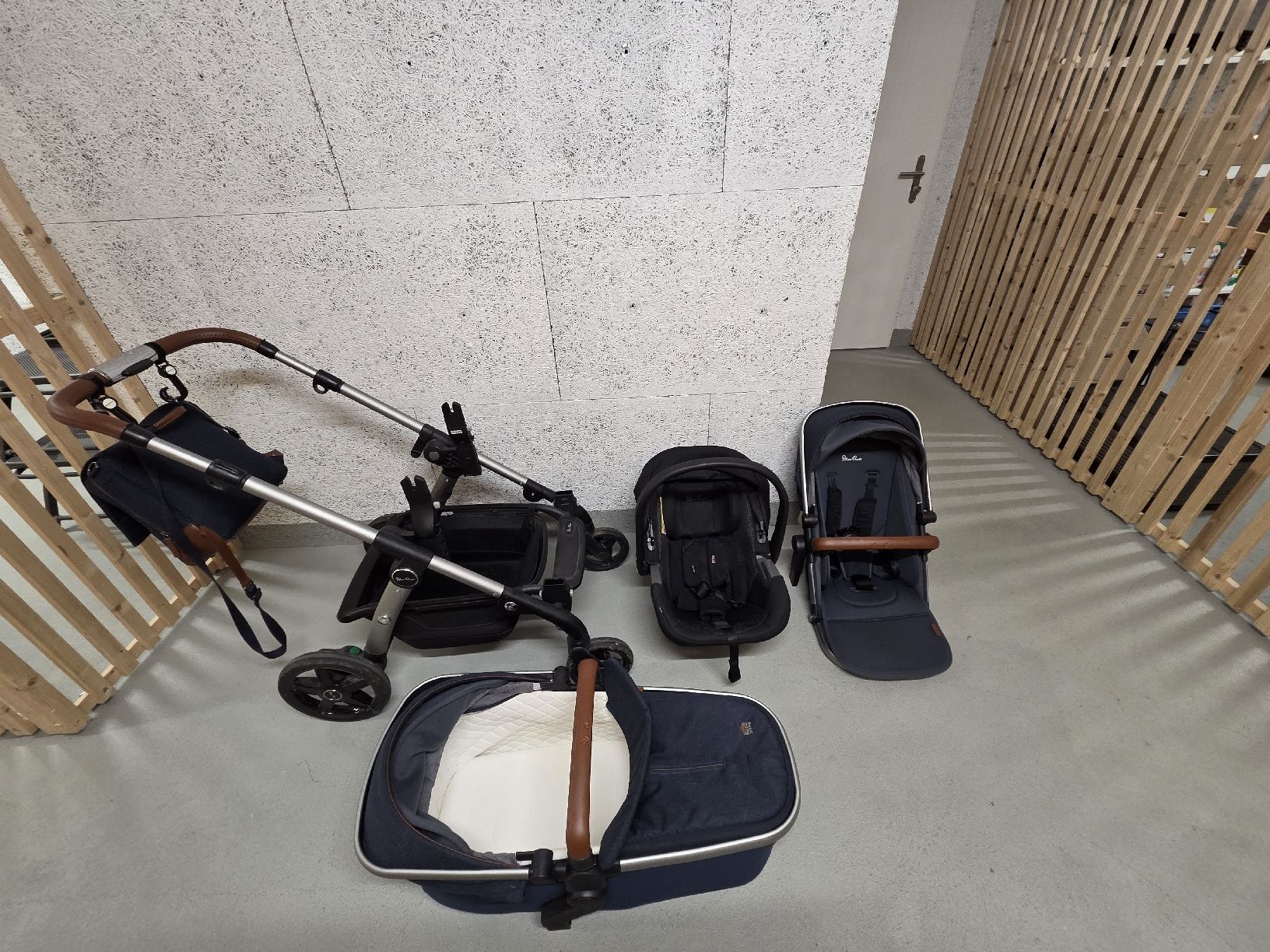 Carrozzine: Silver Cross Wave Kinderwagen – Usato da Bad Zurzach venduto da Bachmann_Dominik