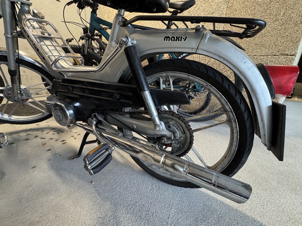 Puch Ciclomotori: Mofa Puch Maxi S silber mit Ausweis – Usato da Schänis venduto da Sausen 2