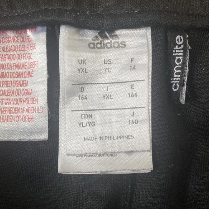 Adidas Pantalons: Adidas Trainerhosen – D'occasion à Dotzigen par MichelleW00 2