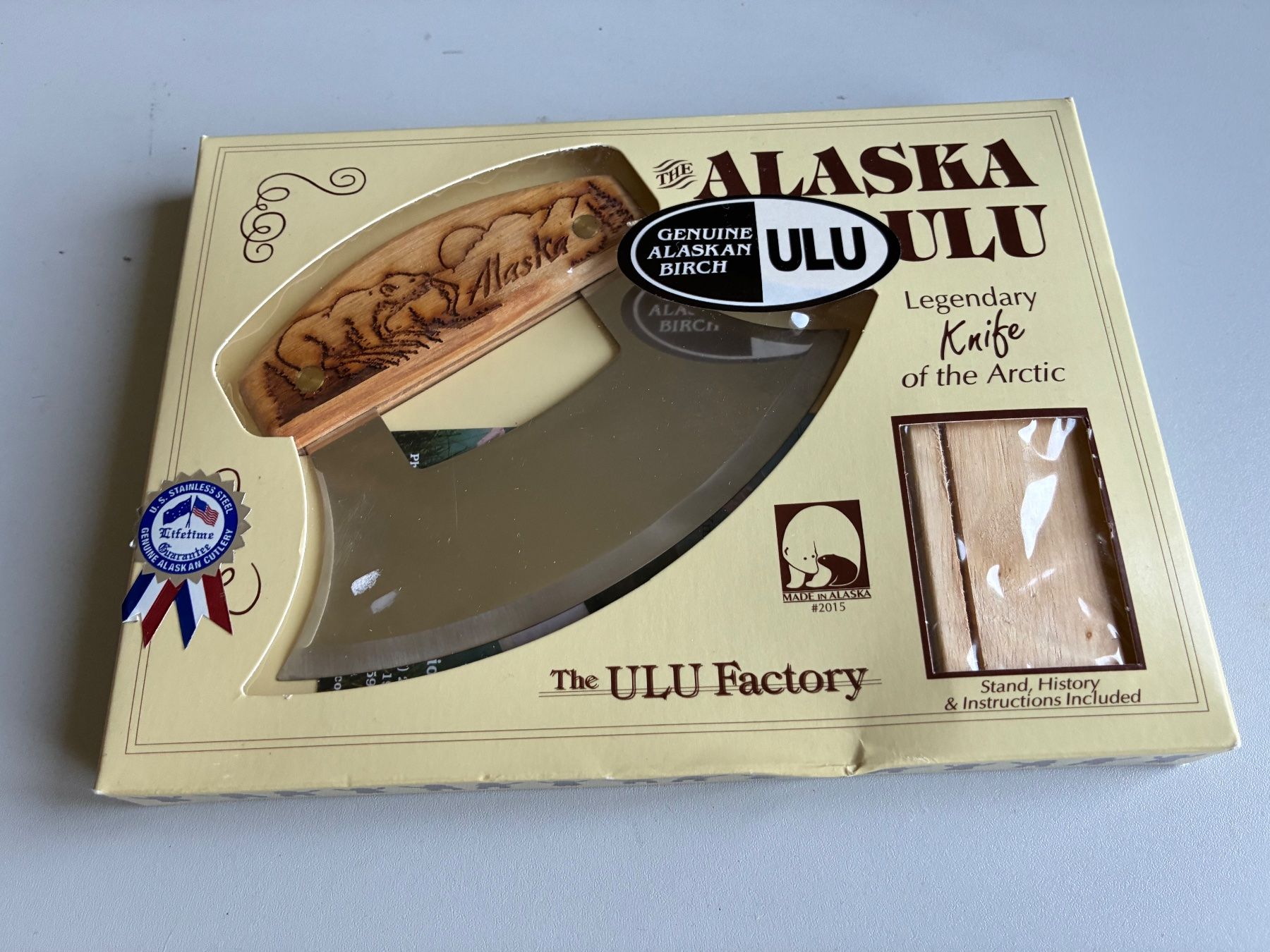 Küchenmesser: Messer Alaska Ulu – Neu und originalverpackt aus Illnau von smpk