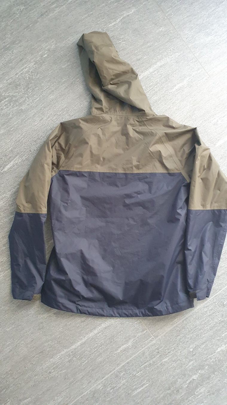 46 Nord Giacche & Cappotti: Regenjacke Gr. 176 – Usato da Dürnten venduto da Rotorua07 1