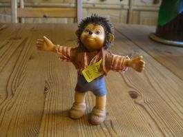 neuwertiges original Exemplar des Igel-Buben Macki (Steiff)