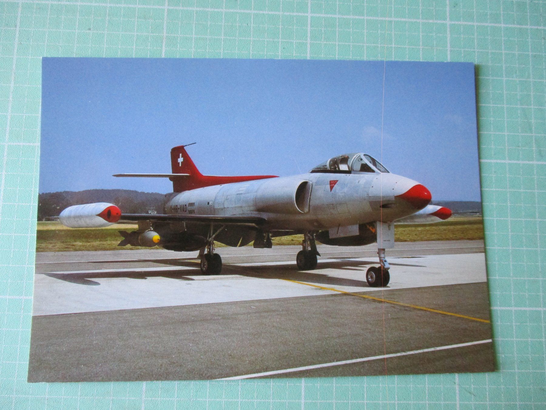 Cartoline postali: Postkarte Kampfflugzeug Schweizer Luftwaffe  P 16 – Usato da Ottikon Gossau ZH venduto da hokuspokus 1