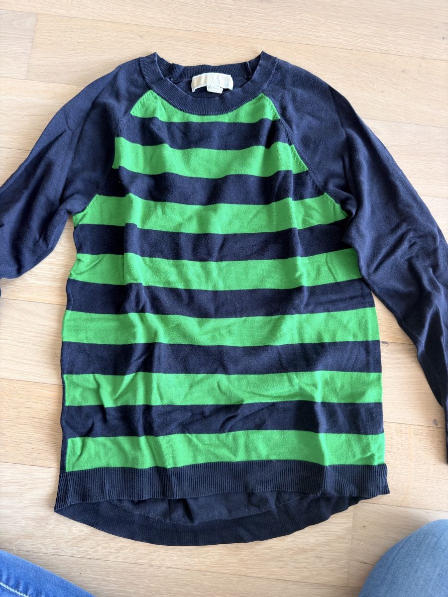 Michael Kors Pullover & Sweatshirts: Michael Kors Pulli, gestreift, Gr. XS, neuwertig! – Gebraucht aus Kilchberg ZH von hei_97xg 2