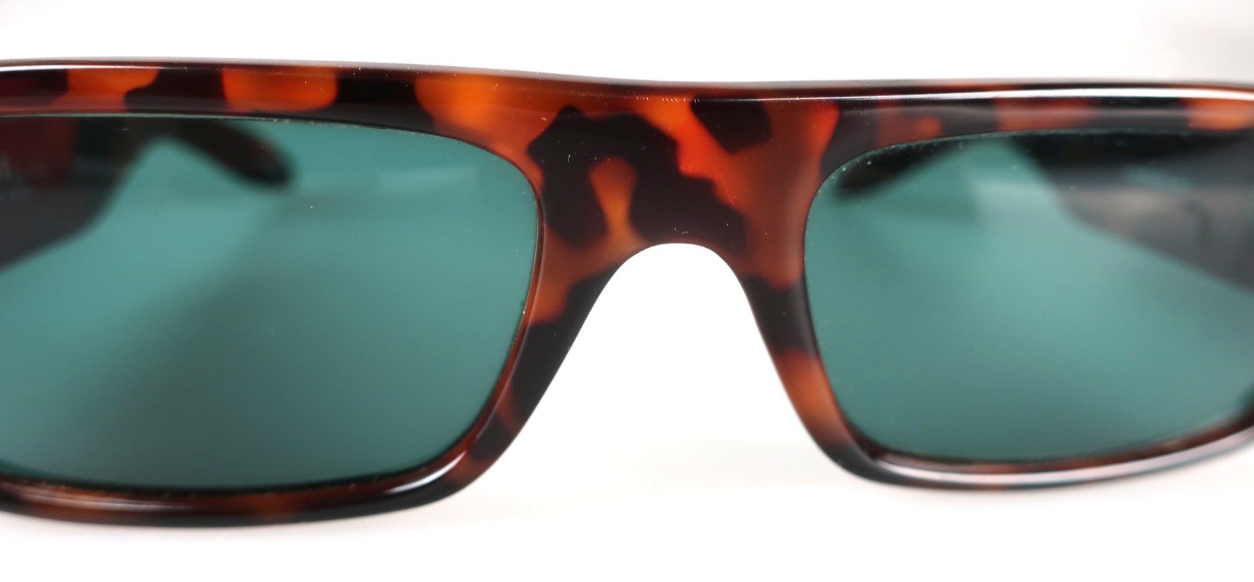 Versace Lunettes & Verres: Schildpatt Sonnenbrille VERSUS by Versace – D'occasion à Volketswil par brockipfannenstil 4
