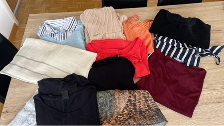 Lot de vêtements femme taille S, M et L