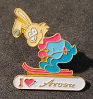 U635 - Pin I Like Arosa Ski Hase mit Steinchen im Ohr