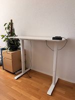 Elektrisch höhenverstellbarer Stehpult  Weiss