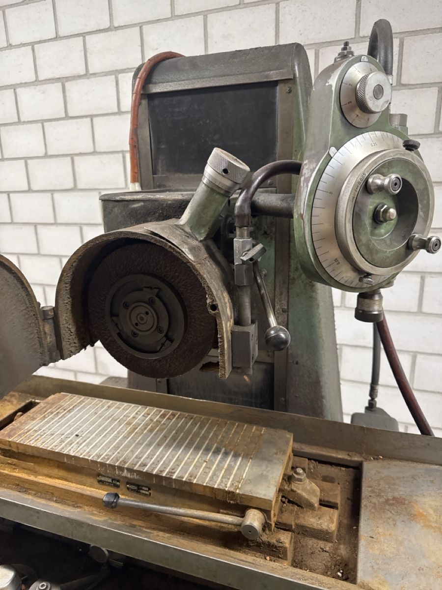 Tutte le macchine: Jakobsen SJ 12Rectifieuse plane – Usato da Aarberg venduto da SNMachines 4
