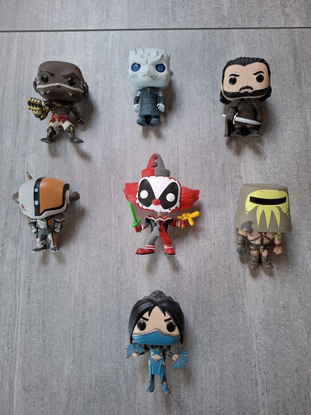 Funko Statuette: Funko POP! 7 x figurines  – Usato da Moutier venduto da kiki0608