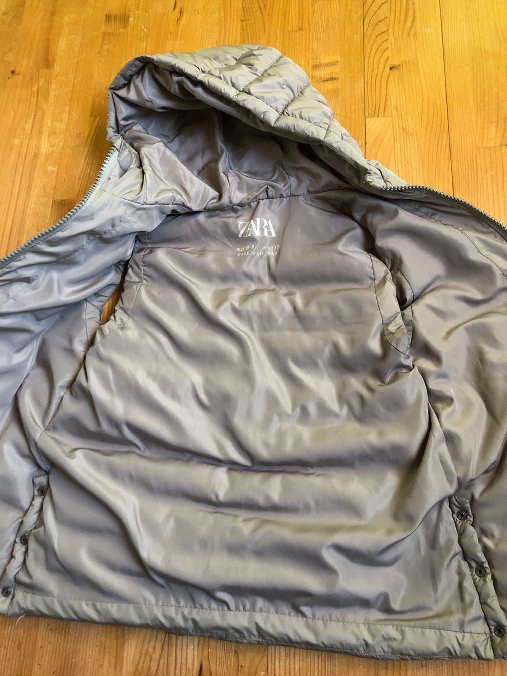 Zara Sonstige Jungenkleidung: Gilet Zara gr.130 – Gebraucht aus Gebenstorf von white9 2