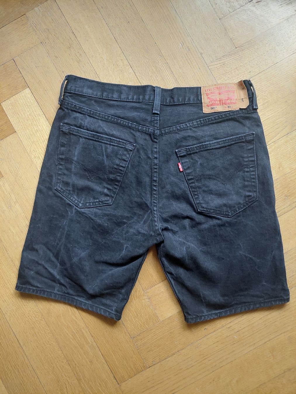 Levi's Pantaloni: Levi's Denim Shorts Grösse 33,  – Usato da Basel venduto da Fennek1 1