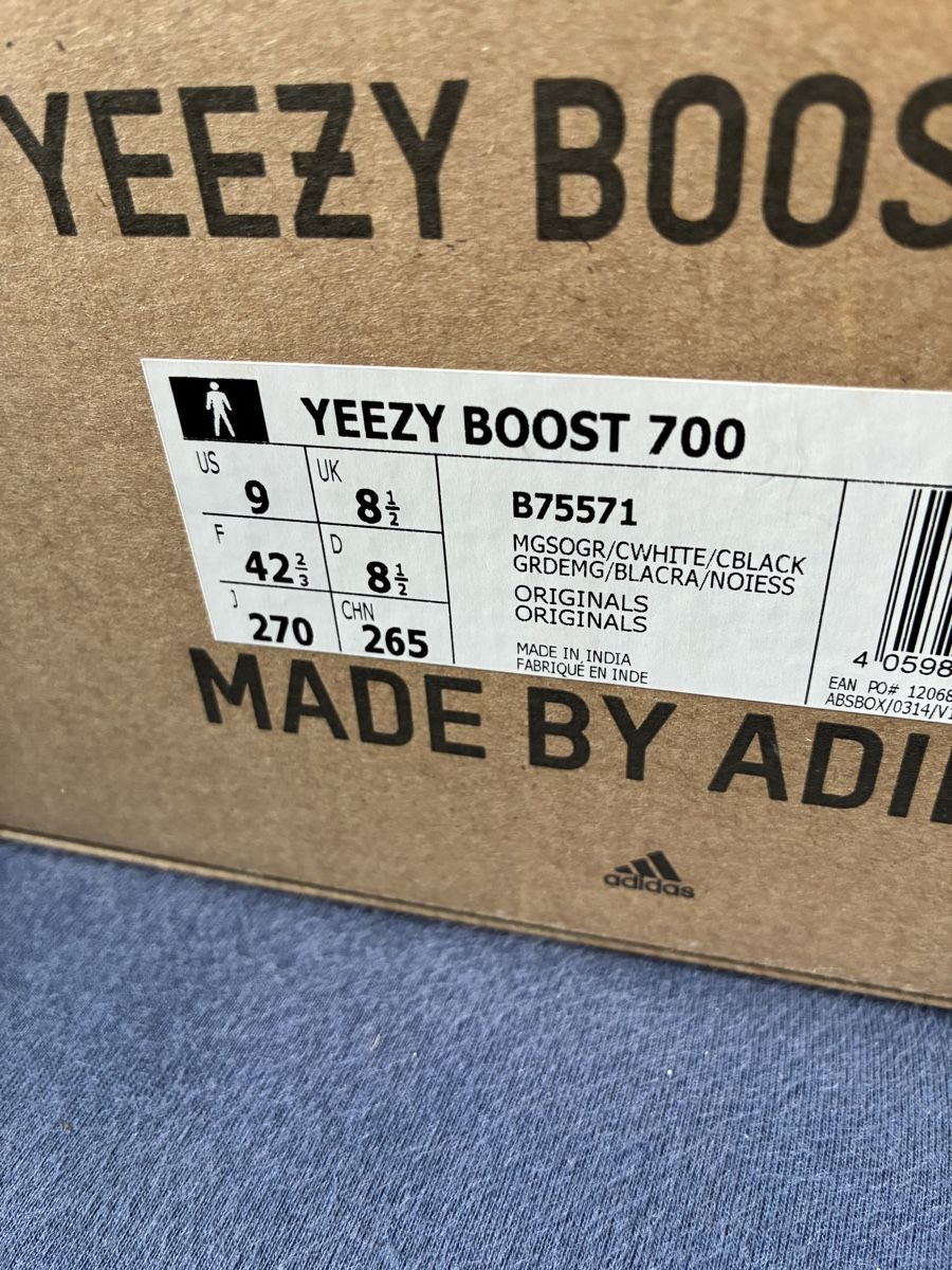 Scarpe da uomo: Adidas Yeezy Schuhe Sneaker – Usato da Liebefeld venduto da rafael555 4