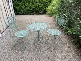 Gartentischli mit 2 Stühlen