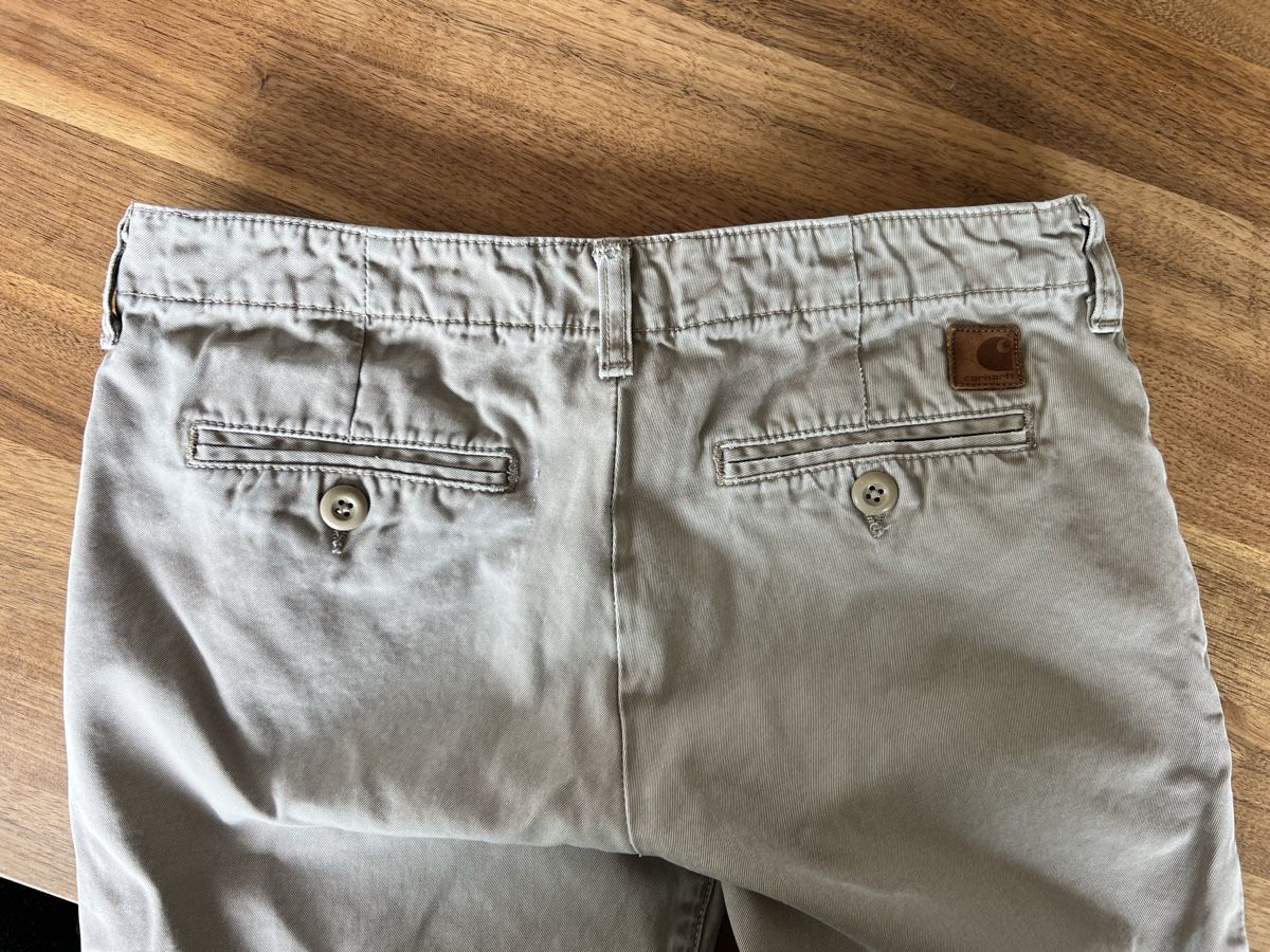 Carhartt Pantaloni: Pantalon Carhartt beige, taille 30/32 – Usato da Servion venduto da sap_w8wg 3