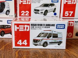 Tomica #44 Nissan NV400 EV Ambulance