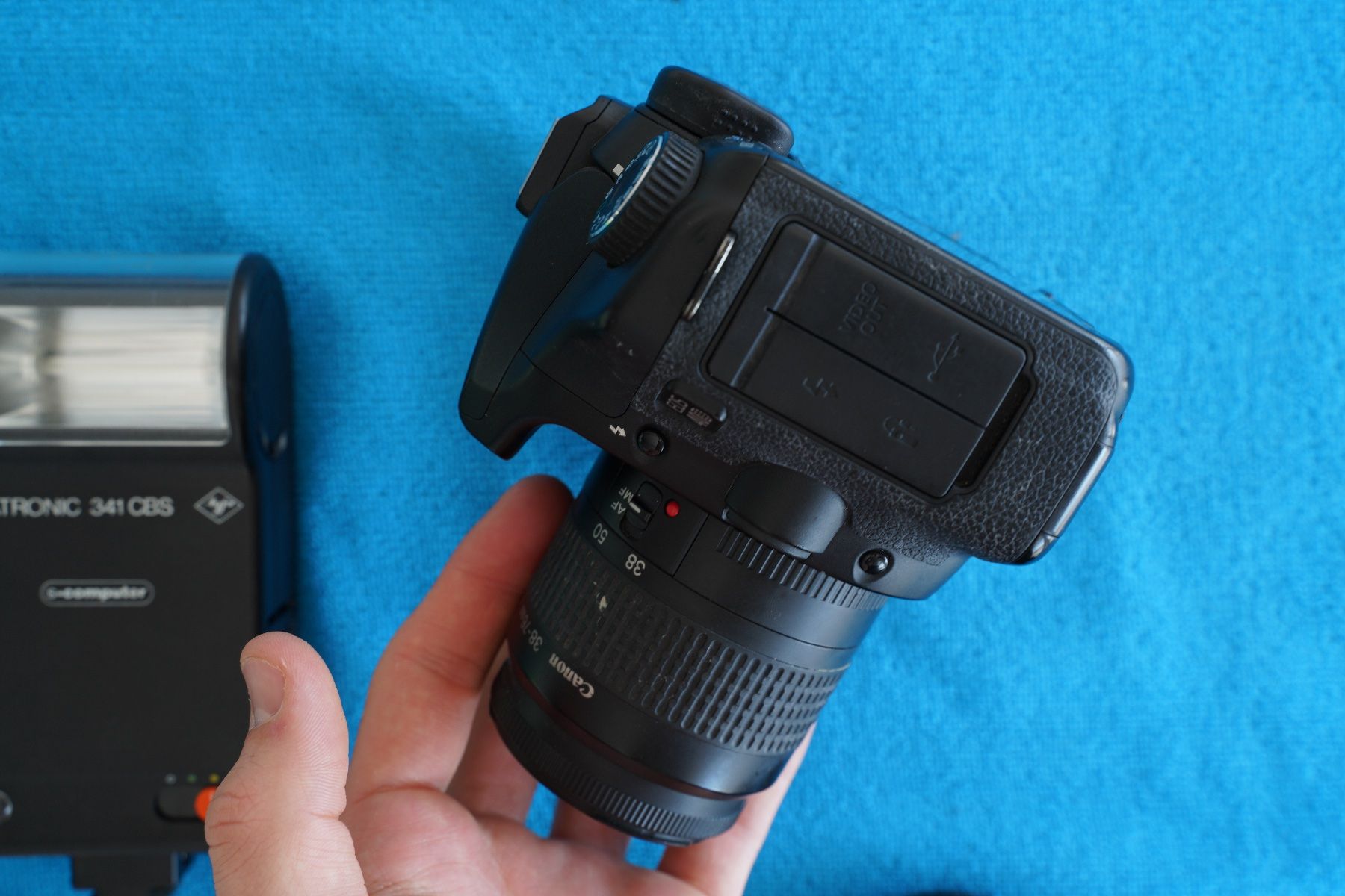 Canon Kamera: Canon EOS 40D - 38-76,, 1:4.5-5.6 - 70-210mm - Blitz – Defekt aus Dagmersellen von sim_zqh8 6
