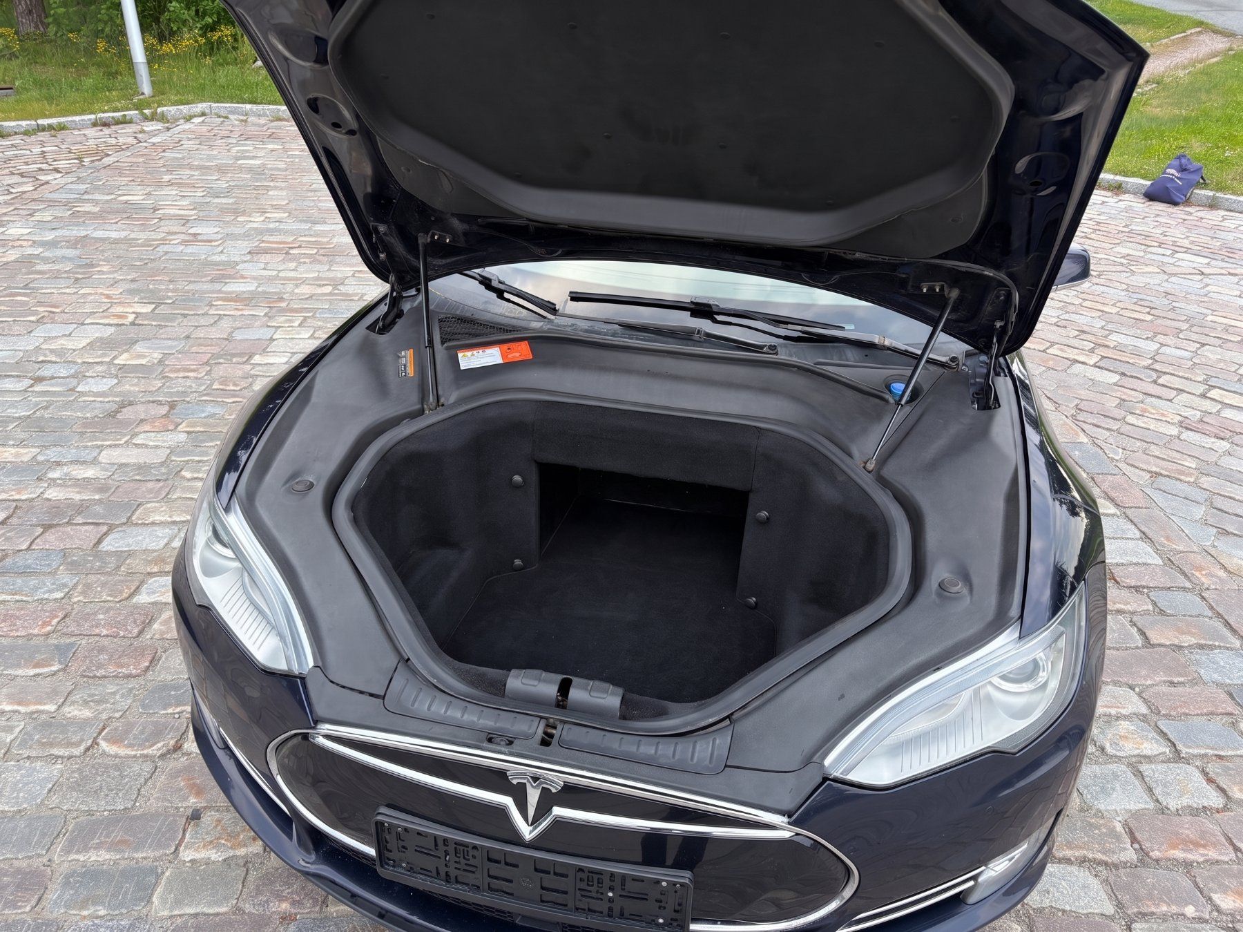 Tesla Automobili: Tesla Model S, Supercharge gratuite, Batterie récente, RCD!! – Usato da Arzier-Le Muids venduto da Charbax 8