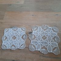 Gehäkelte Deckchen, Set aus zwei Stück, Handarbeit