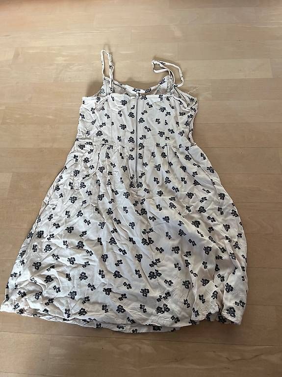 Vestiti: Beiges Sommerkleid mit Blumenmuster – Usato da Luzern venduto da nad_2my8 2