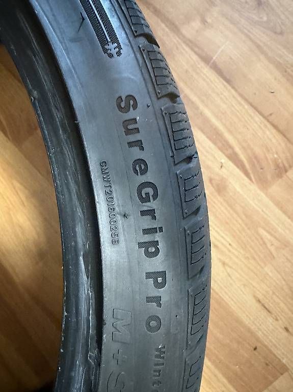 Pneumatici & Ruote complete: Winterreife Yokohama – Usato da Pfäffikon SZ venduto da Zule8808 2