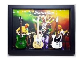 Bild STATUS QUO, 3 Modell Gitarren, Unikat! (B.50cmxH.37cm)