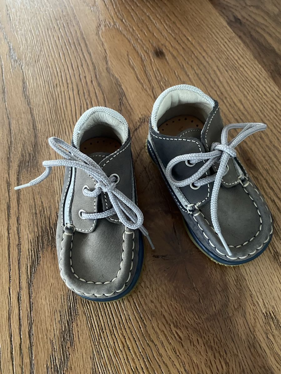 Scarpe per ragazzi: Kinderschuhe Vero Cuoio Gr. 18 – Usato da Muri AG venduto da sonneblueme10