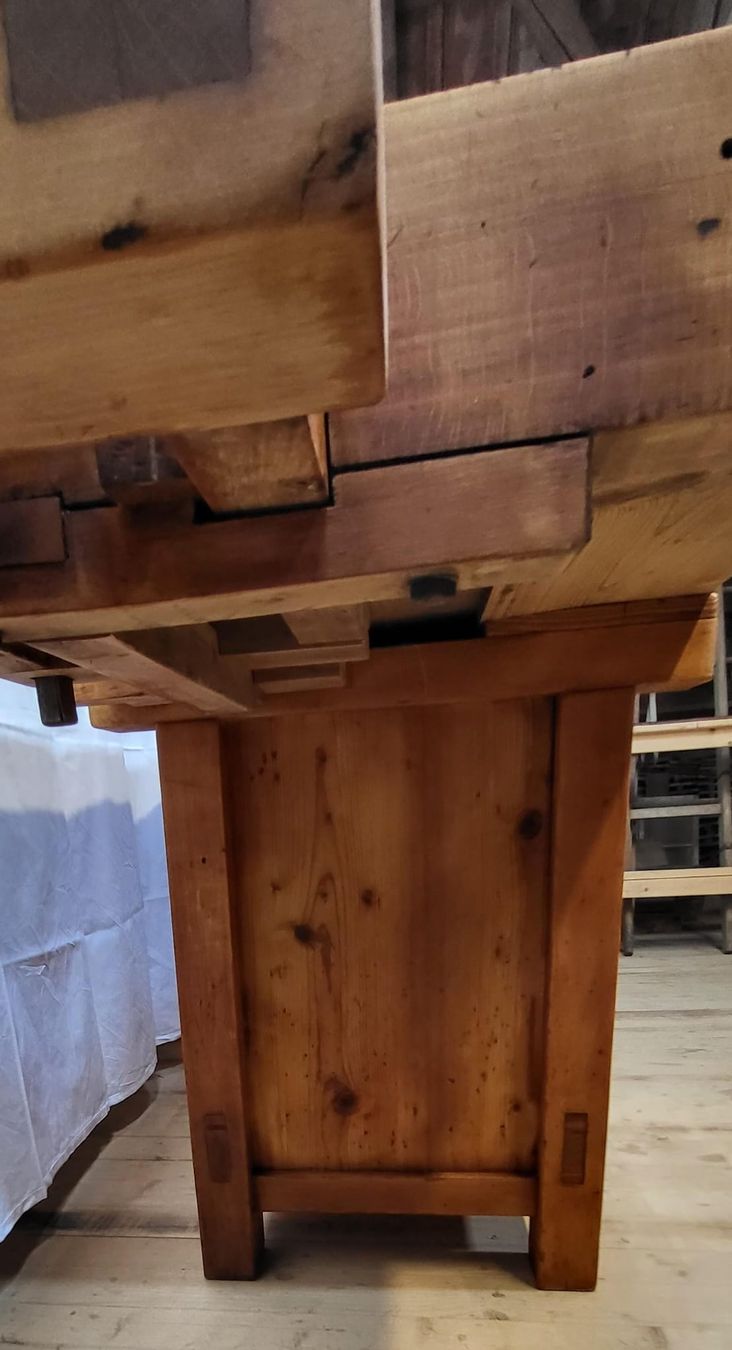 Banchi da lavoro: Hobelbank Werkbank Sideboard – Usato da St Gallen venduto da keller020 8