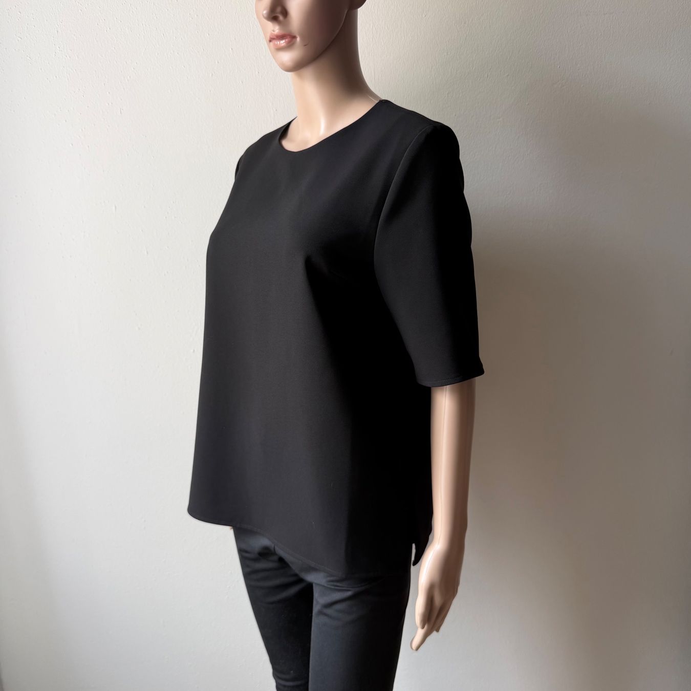 T-shirt: LAWRENCE GREY Shirt 🖤 – Usato da Zürich venduto da ClosetQueen 2