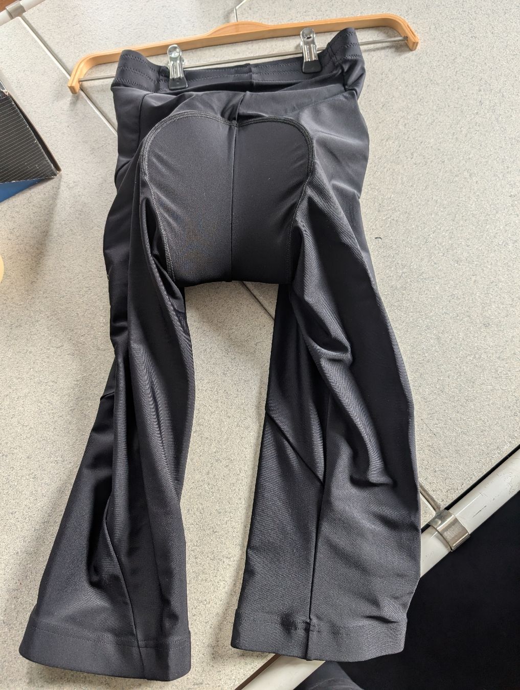 Pantaloni: Herren 3/4 Velohose, Gr S, neu – Nuovo e nell'imballaggio originale da Kirchberg SG venduto da kar_5rtl 1