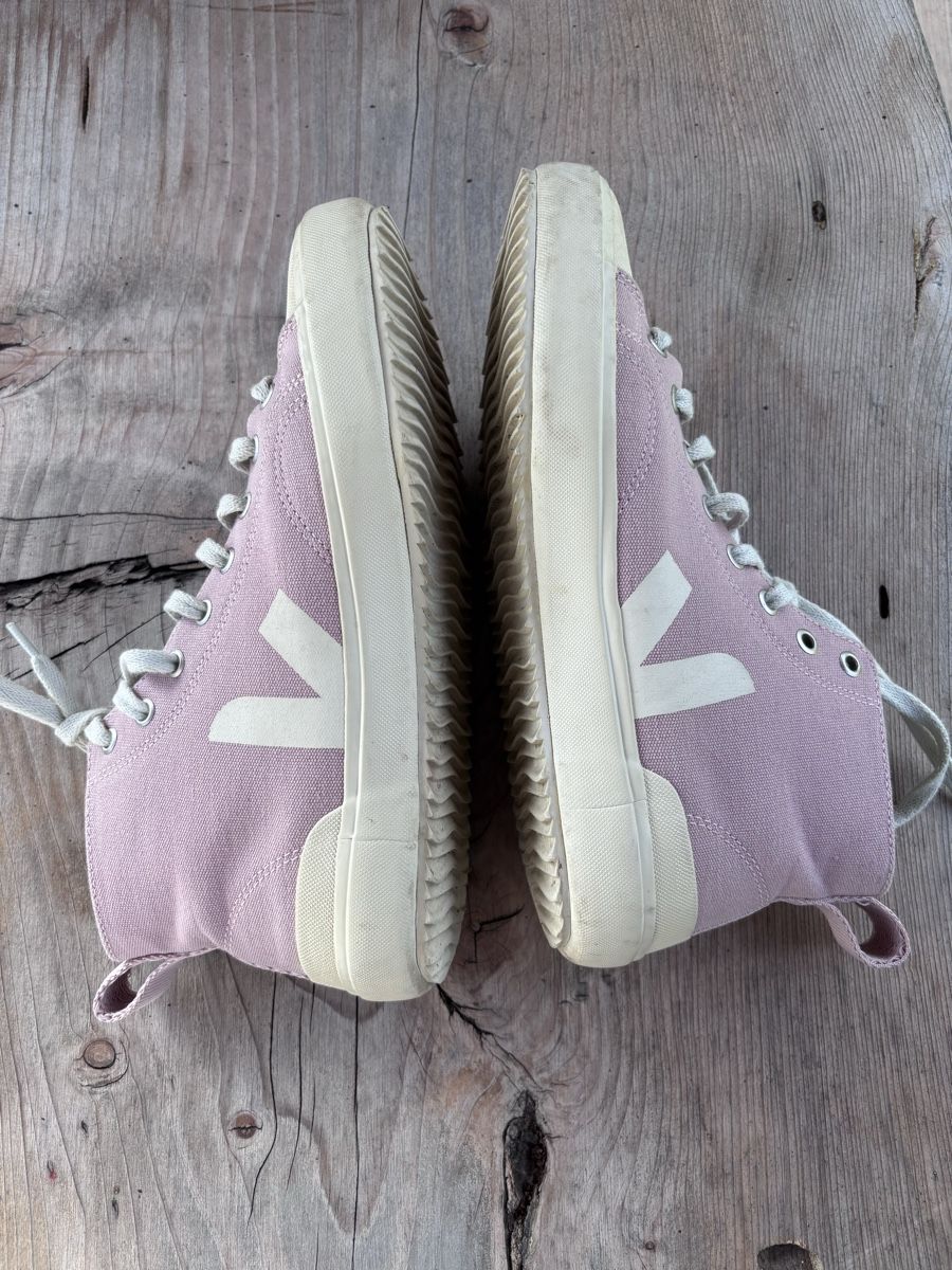Veja Damenschuhe: Veja High Top Sneaker – Gebraucht aus Würenlos von Ashley24 1