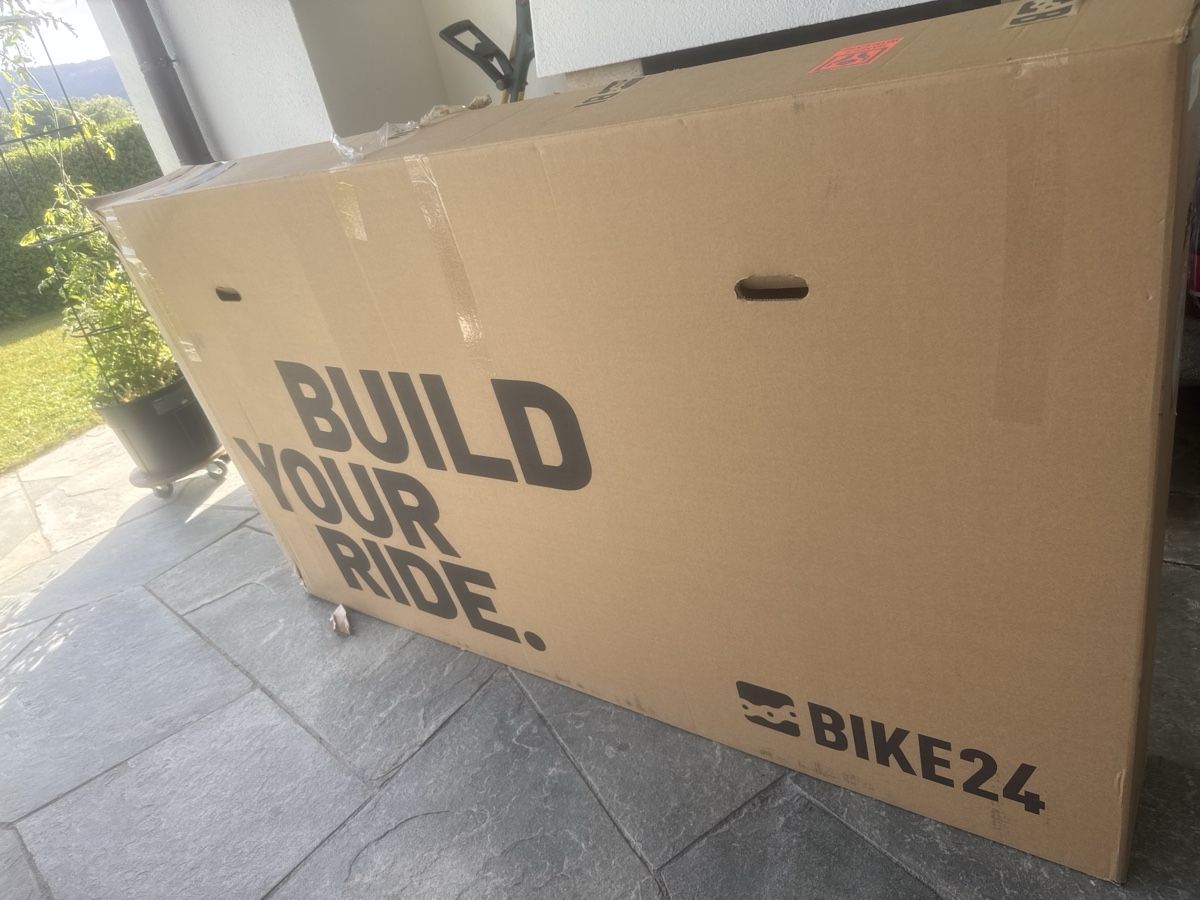 Pièces détachées: Fahrrad/Velo Karton – D'occasion à Greifensee par dor_z7q9 1