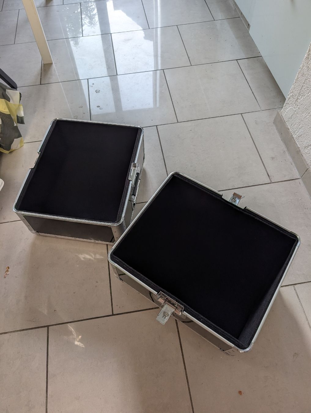 Vinyles: Reloop 120 record case – Neuf (Voir description) à Zürich par ziv_blw7 1