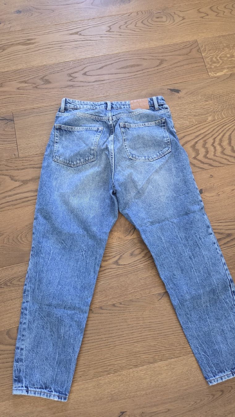 Bershka Jeans: Bershka Mom Jeans Gr. 40 – Nuovo (secondo la descrizione) da Courgevaux venduto da mel_v6qd 1