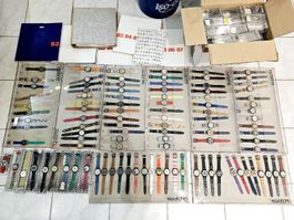 Swatch Sammlung Vintage 80er 90er über 100 Uhren und Zubehör