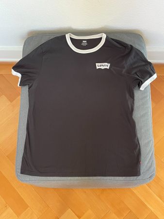 T-shirt Levi’s noir col contrasté – Taille XL
