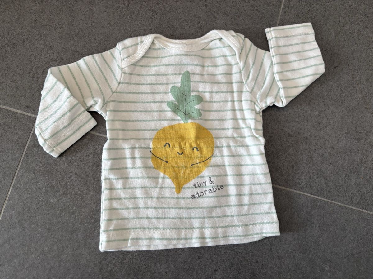 Hemden, Tops & T-Shirts: Langarmshirt, Gr 62 – Gebraucht aus Breitenbach von mi95st