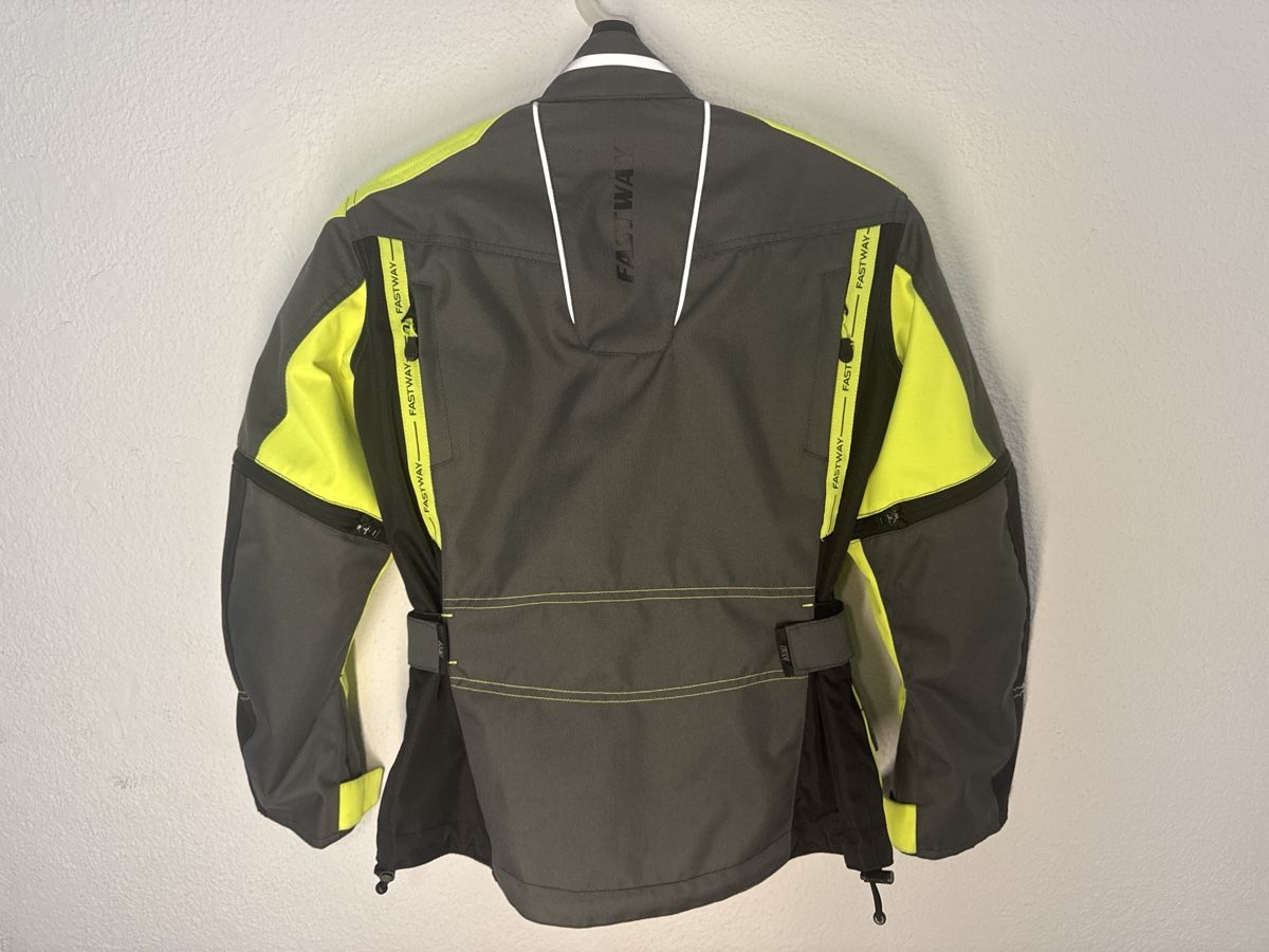 Giacche & Cappotti: Motorradjacke grösse S top Zustand – Nuovo e nell'imballaggio originale da Volketswil venduto da kev_8cfn 1