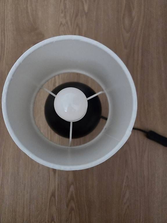 Ikea Lampade: Tischleuchte – Usato da Holziken venduto da m_t_lgh8 1
