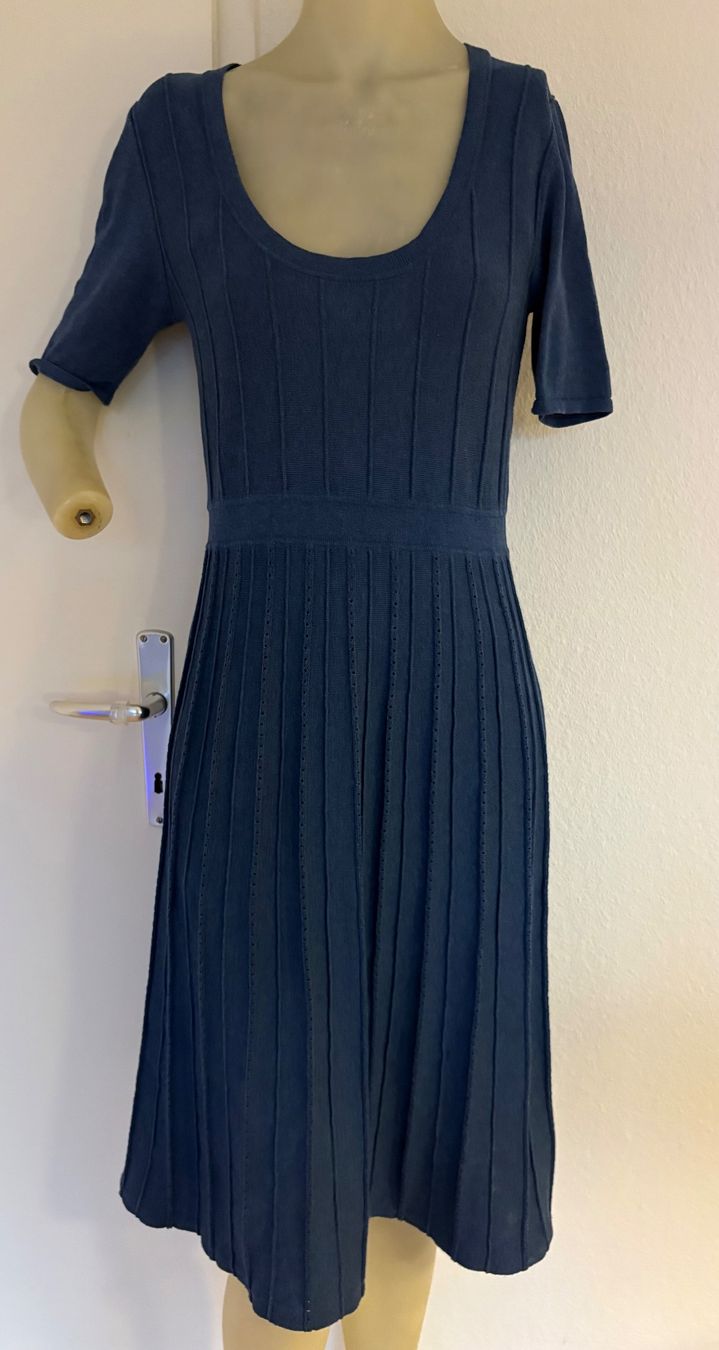 Nile Vestiti: NILE Strick Kleid grS(M) – Usato da Niederbipp venduto da fashionfuchs