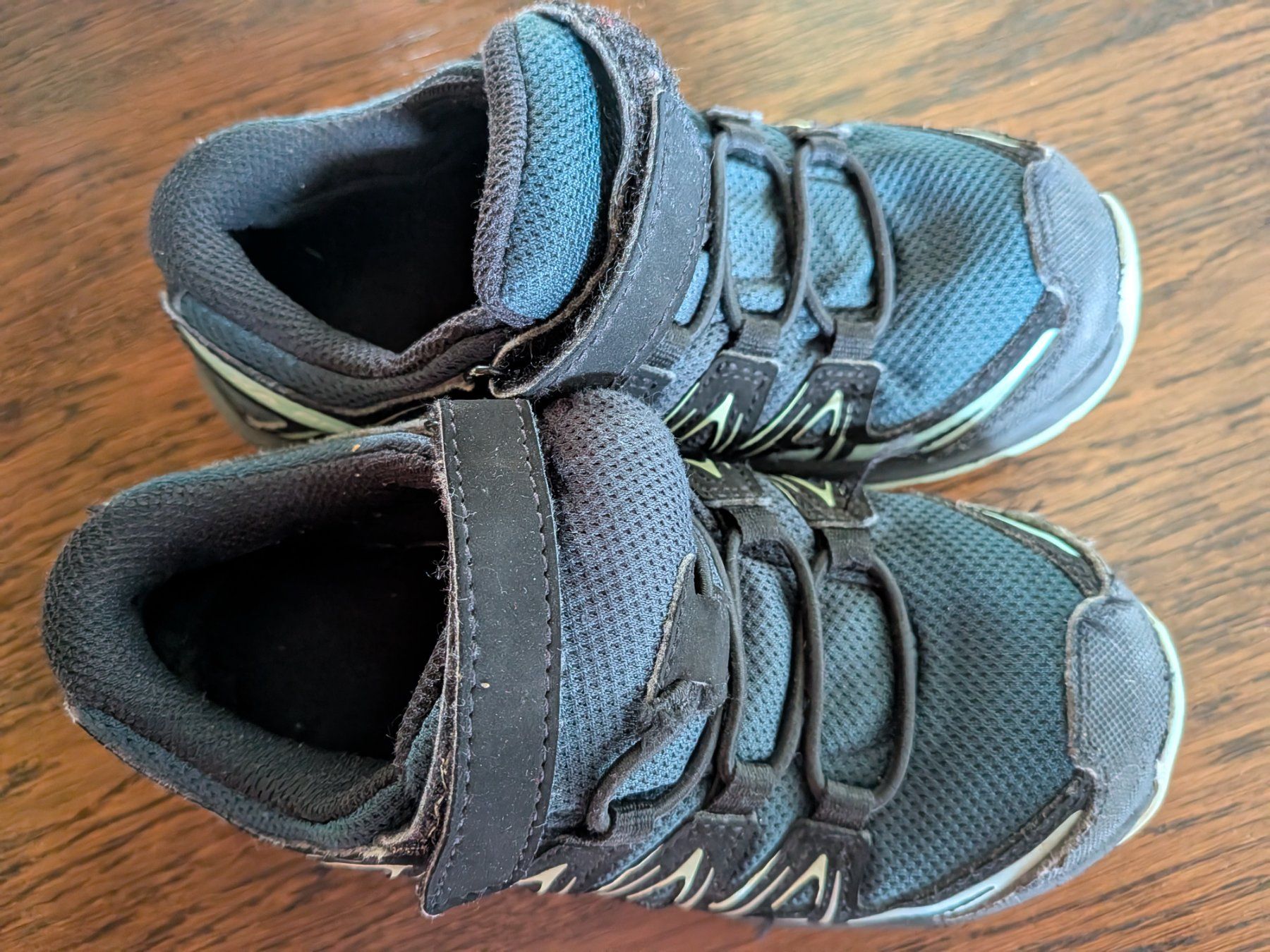 Salomon Scarpe per ragazzi: Salomon Kinder Wanderschuhe Gr. 30, Wasserdicht,.. – Usato da Einsiedeln venduto da Nadin27 3