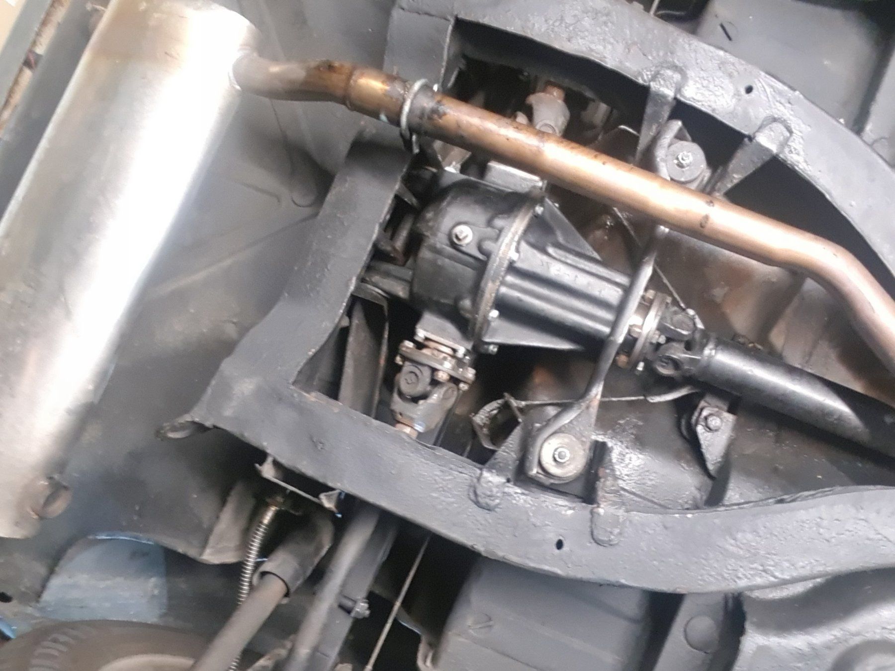 Triumph Automobili: Triumph Spitfire 1500 Oldtimer und Zubehör – Usato da Sarnen venduto da Profi3 9
