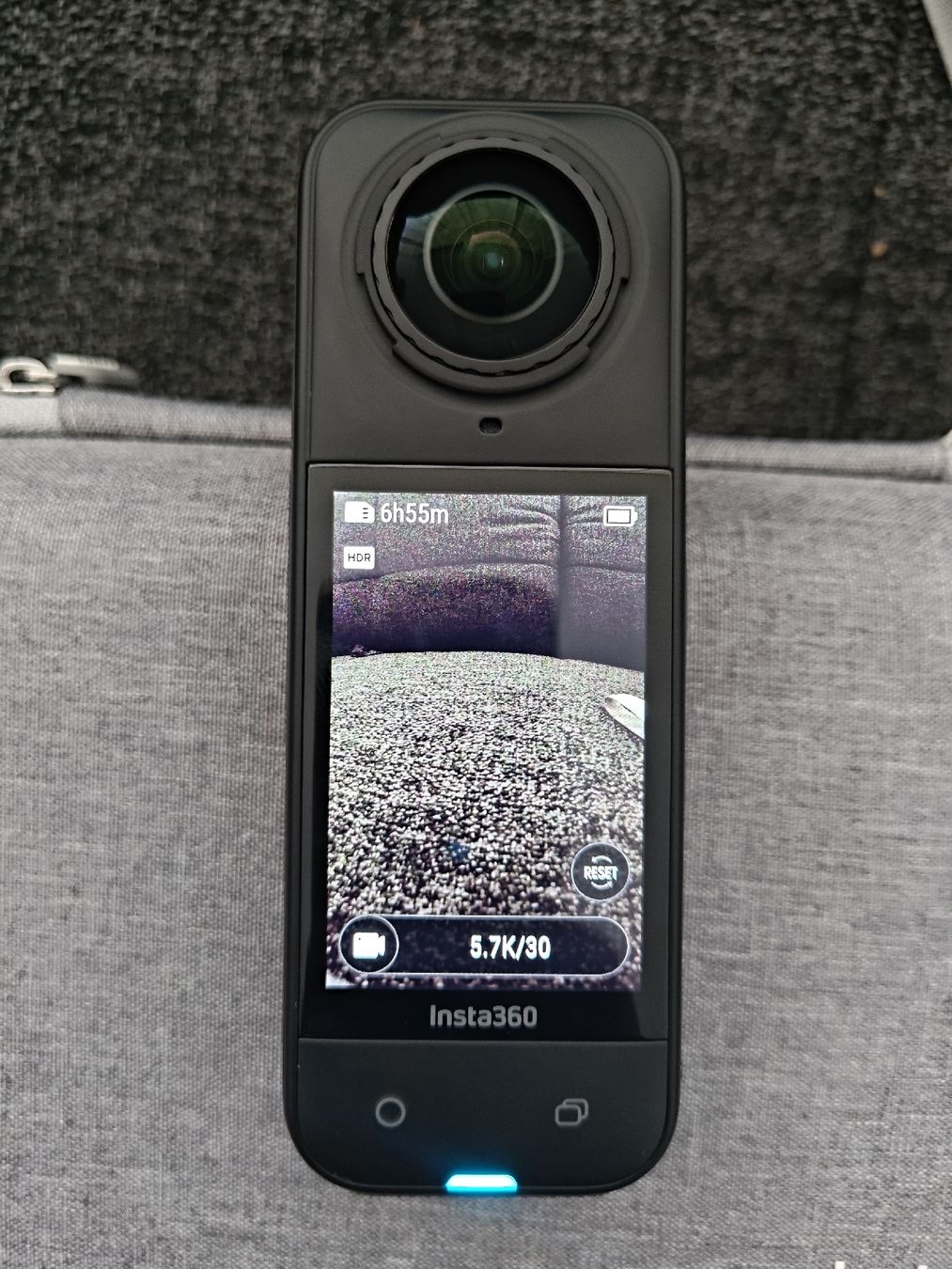 Insta360 Action Cam: Insta360 X5 8K Action Cam — Essentials Bundle – Usato da Haslen GL venduto da yan_8kz5 2