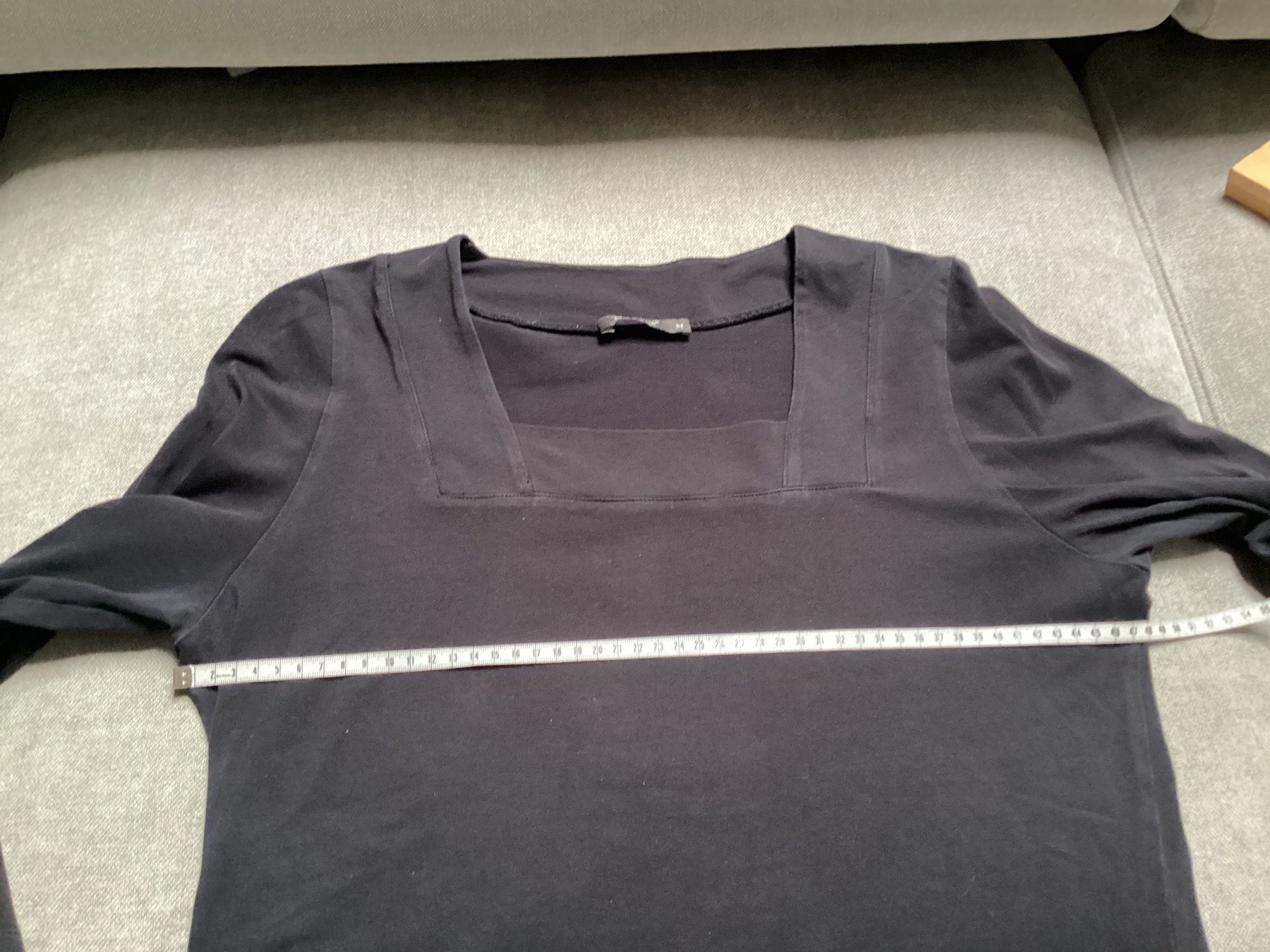 T-Shirts: Backstage schwarzes Langarmshirt, Gr.M spezieller Ausschnitt – Gebraucht aus Homberg b. Thun von Homata 3
