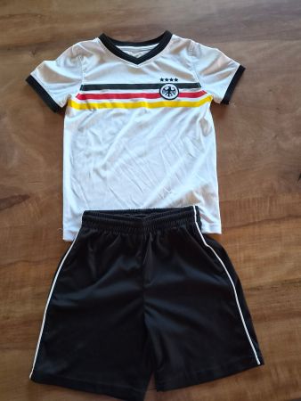 Trikot & Shorts Deutschland / Germany 128