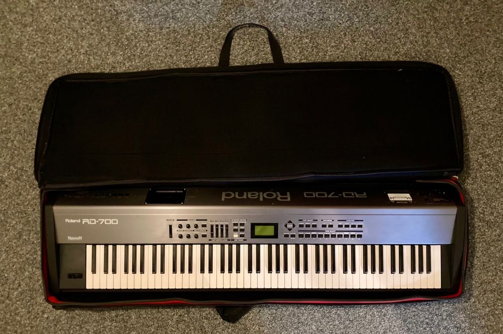 Roland RD 700 Stagepiano (Gebraucht) in Ehrendingen für CHF 410 – nur ...