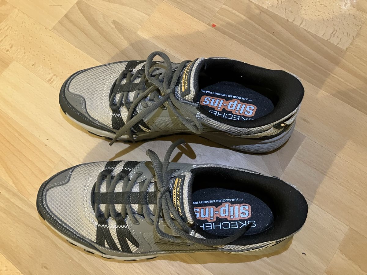 Herrenschuhe: Skechers Slip-ins : Dynamite AT – Neu (gemäss Beschreibung) aus Courtepin von asm_nm6k 1