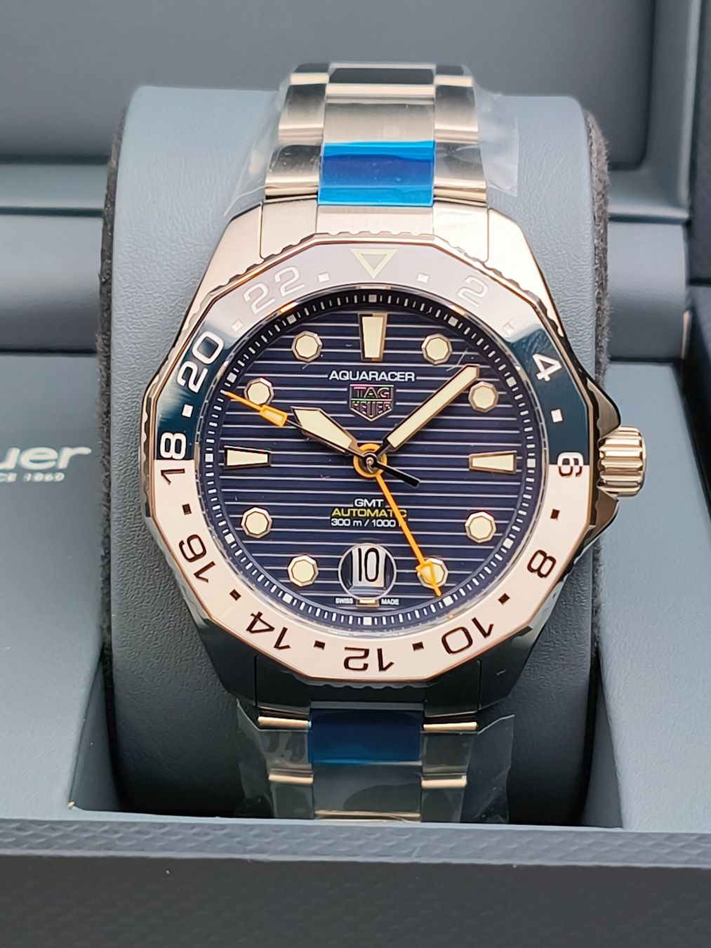 Tag Heuer Orologi: TAG Heuer – Nuovo e nell'imballaggio originale da La Chaux-de-Fonds venduto da curtitswisswatches