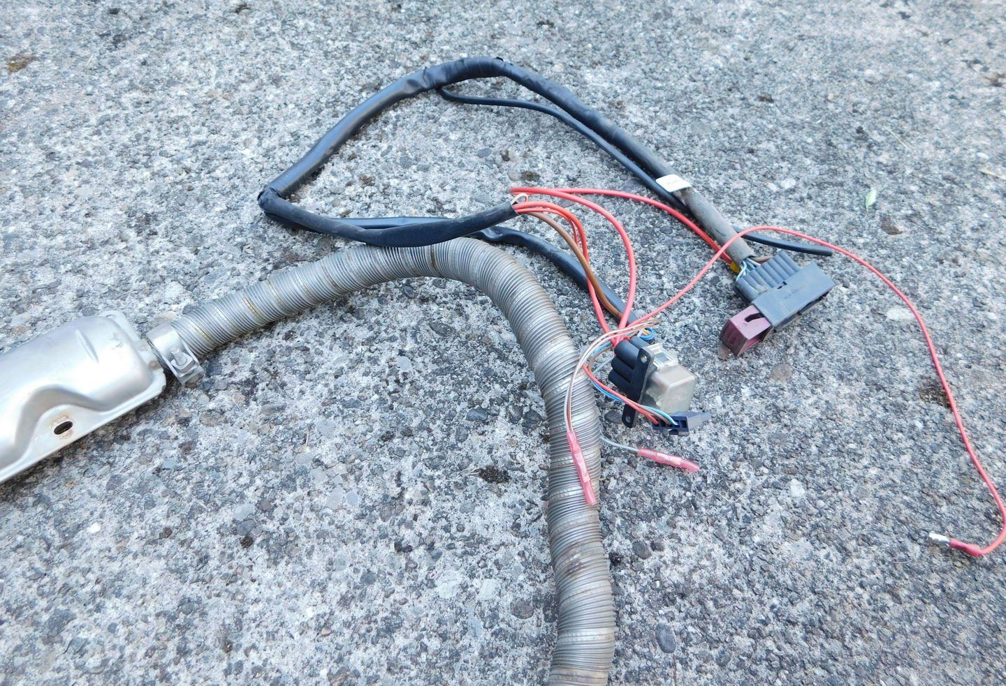 Eberspächer Radiatori: Standheizing für Benziner von Eberspächer – Usato da Villnachern venduto da Niggo0 2